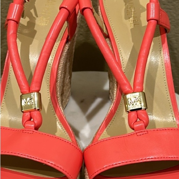 Michael Kors Wedge Open toe Sandal - Picture 4 of 8